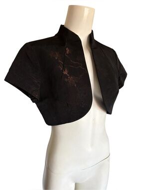 BADGLEY MISCHKA $198 Black Metallic Floral Jacquard Cropped Bolero Jacket Sz 4